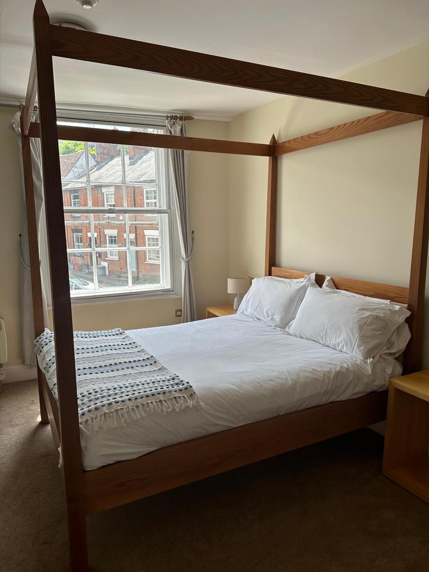 Welwyn The White Hart Hotel מראה חיצוני תמונה