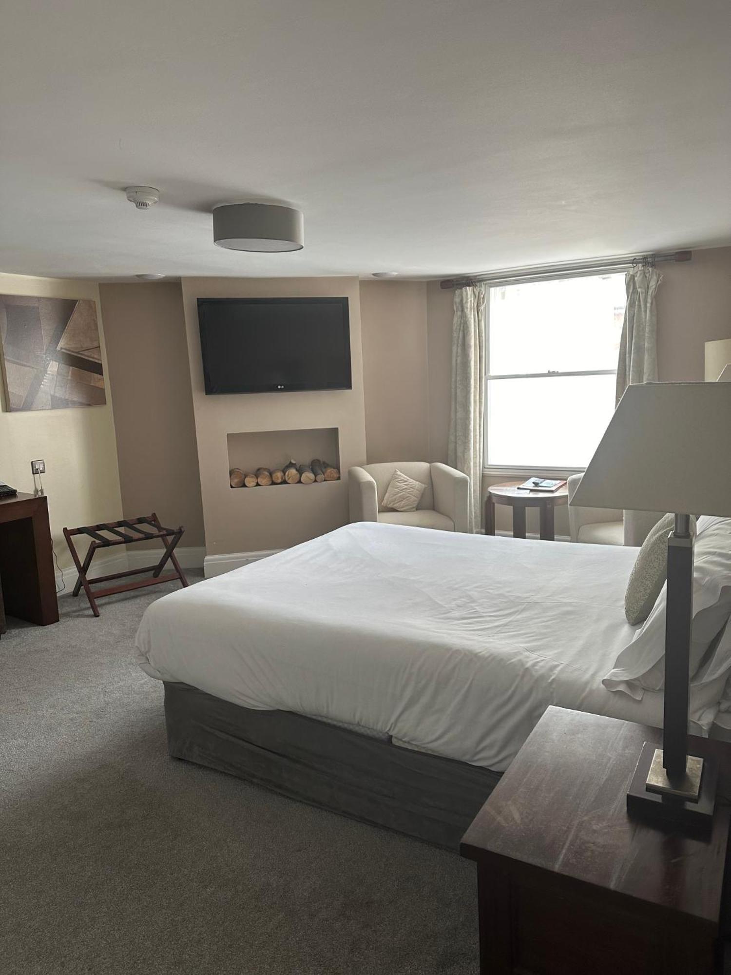 Welwyn The White Hart Hotel חדר תמונה