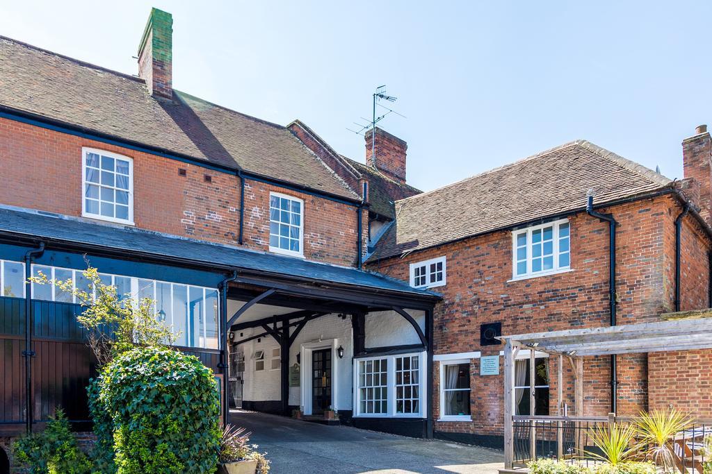Welwyn The White Hart Hotel מראה חיצוני תמונה