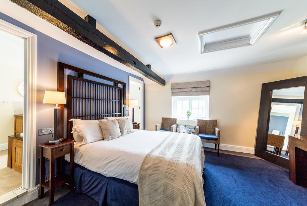 Welwyn The White Hart Hotel מראה חיצוני תמונה